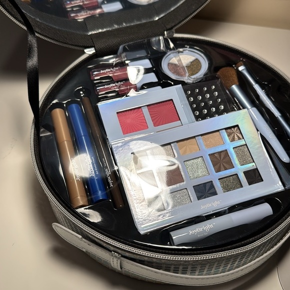 Ulta Beauty's Disco Dreams Beauty Box NWT - Picture 6 of 8